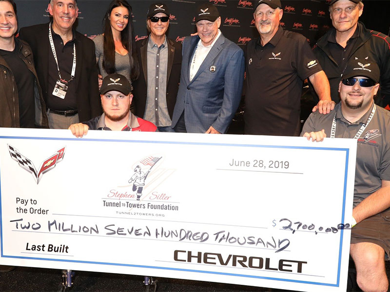 بالصور... بيع سيارة شيفروليه بسعر "خيالي"